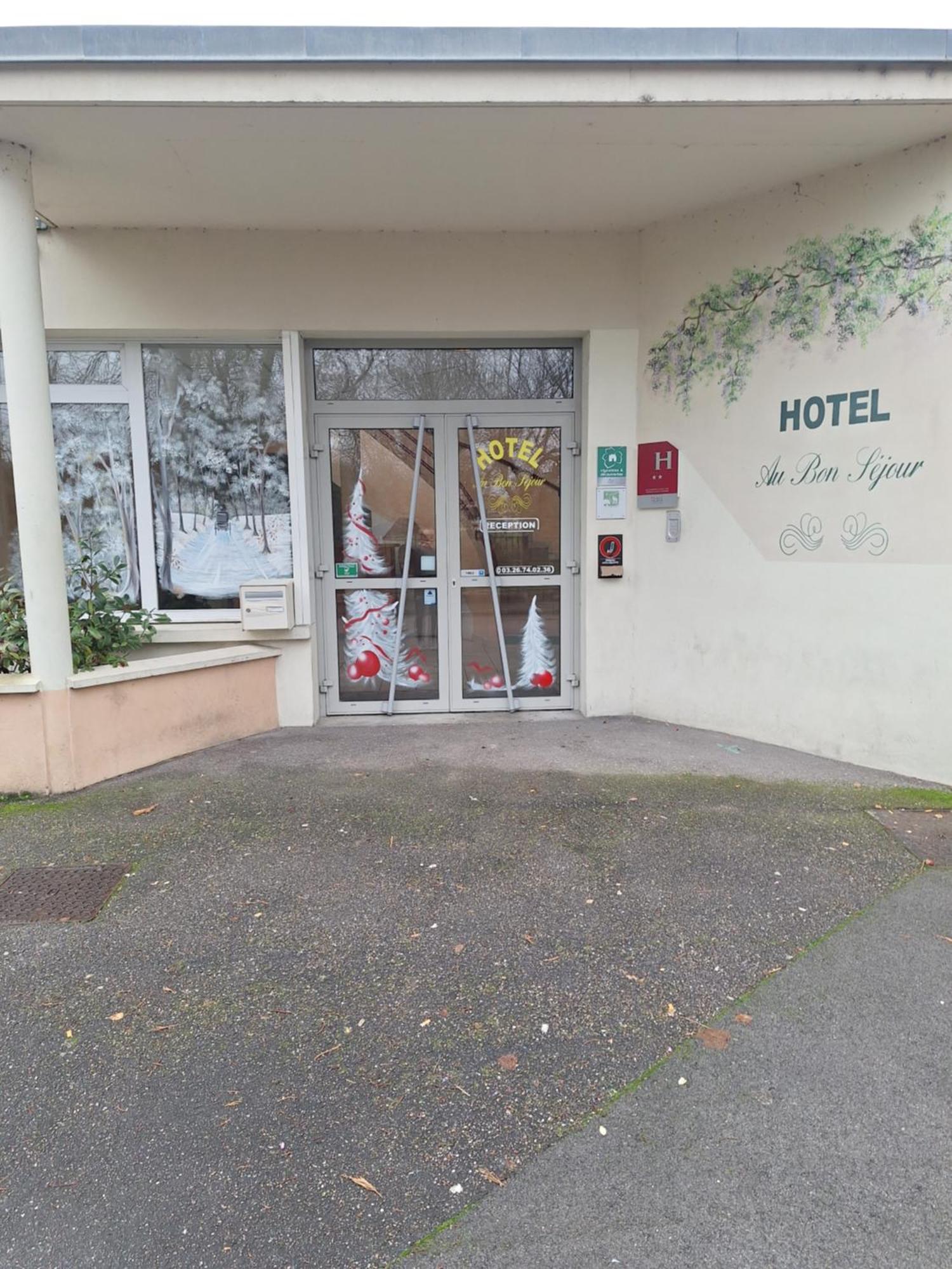 Hotel Au Bon Sejour Vitry-le-François Esterno foto